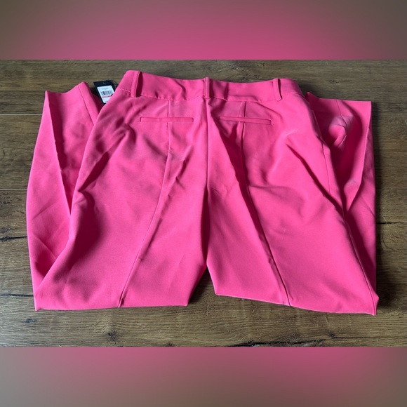 TOMMY HILFIGER-NWT Women's Pink Cropped Trousers - Picture 8 of 14